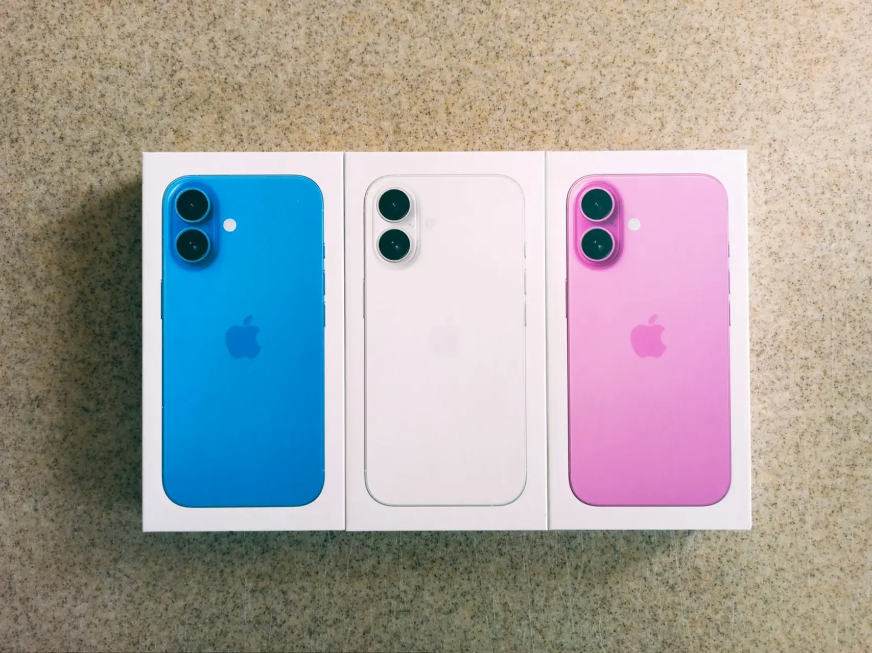apple-iphone-16-novo lançamento-bg-03.webp