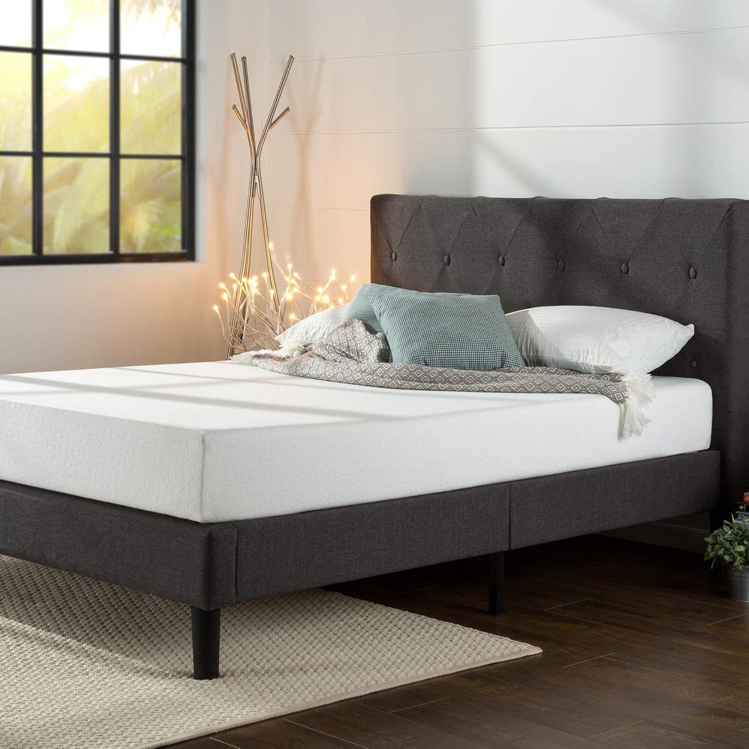 Zinus Shalini Upholstered Platform Bed