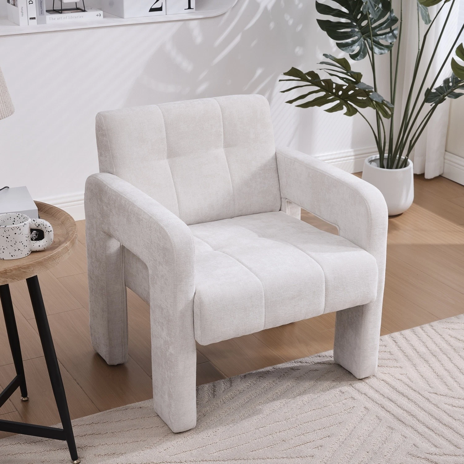 Minimalist Lounge Chair