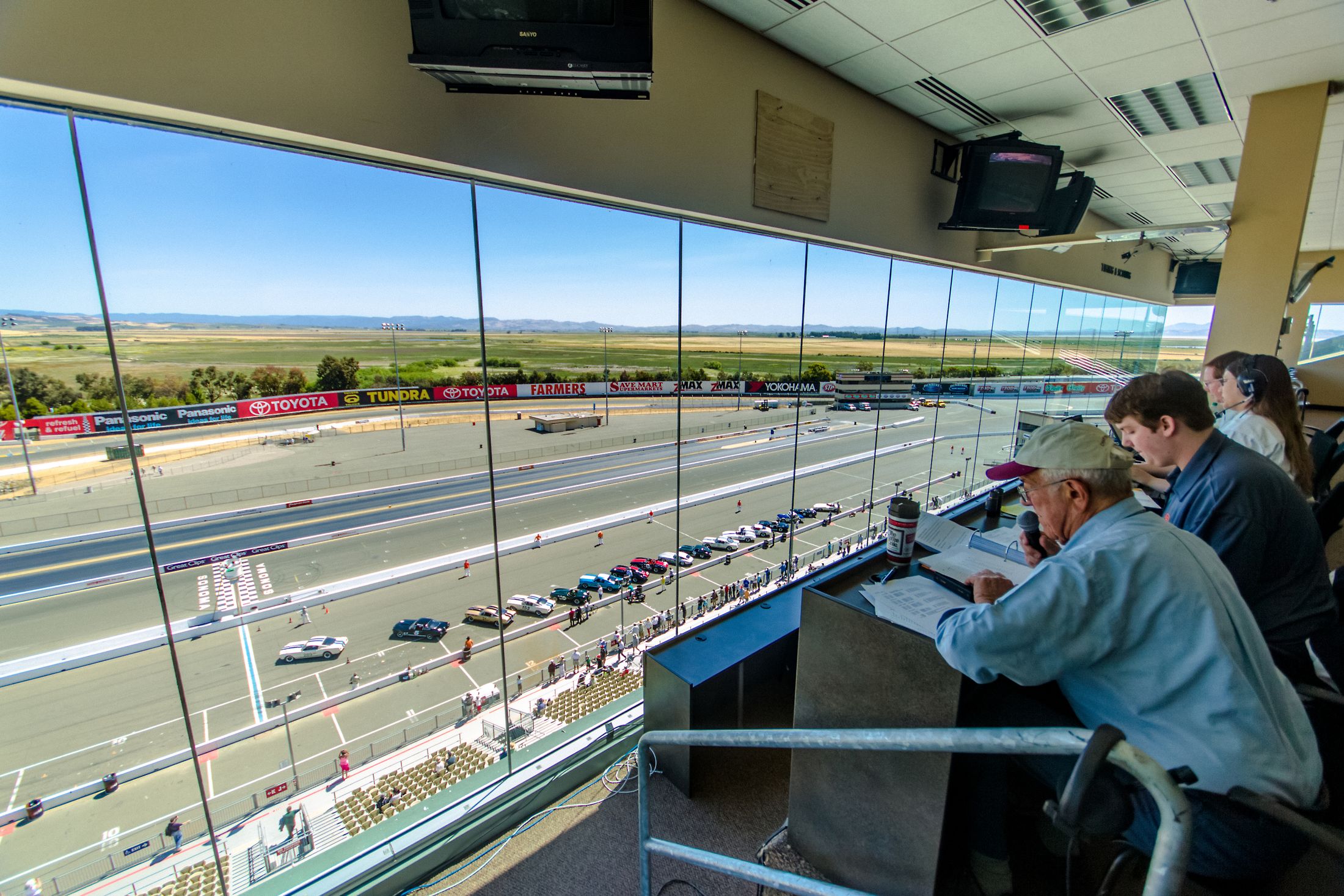 Mustangs Starting at the Sonoma Historic Motorsports Festival
