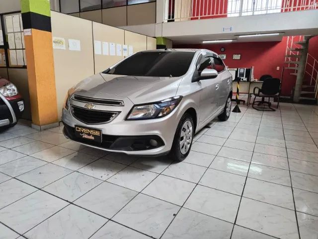 Chevrolet Onix Hatch LT 1.4 8V Flex Power Mec. 4P