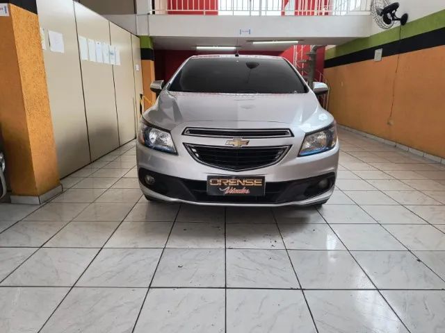 Chevrolet Onix Hatch LT 1.4 8V Flex Power Mec. 4P - Foto 2