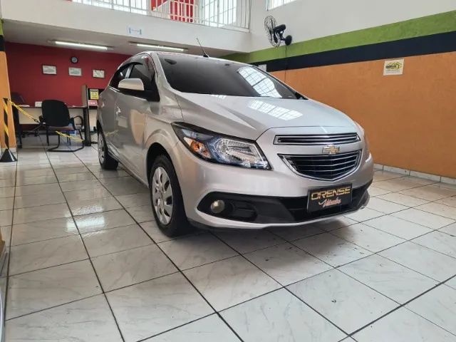 Chevrolet Onix Hatch LT 1.4 8V Flex Power Mec. 4P - Foto 3