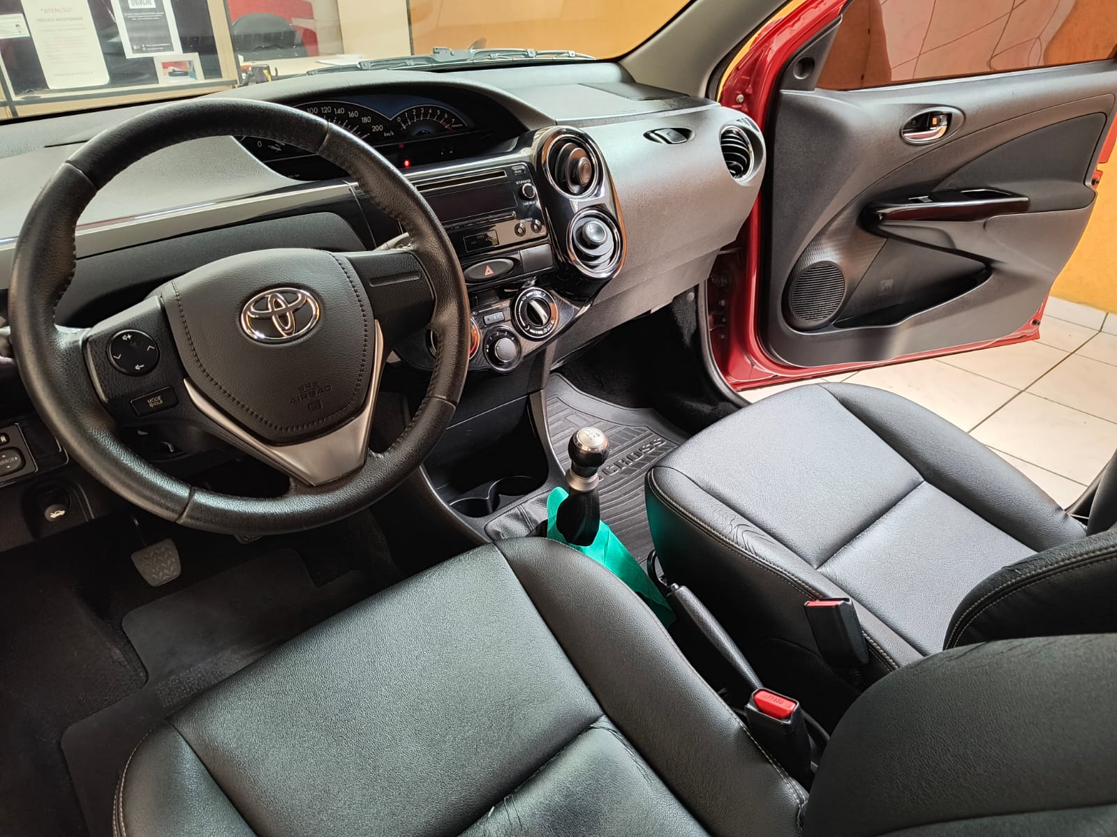 Toyota Etios Cross 1.5 Flex 16V - Foto 3