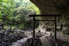 Nearby, we visited the nearby Amano Yasukawara shrine. Seeing this place actually sent chills down my body as I turned the corner and saw all the cairns left by visitors.