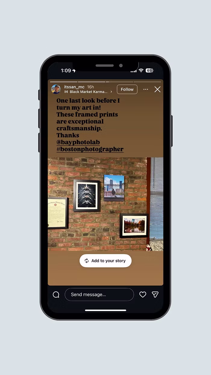 mobile-phone-with-screenshot-of-wall-preview.jpg