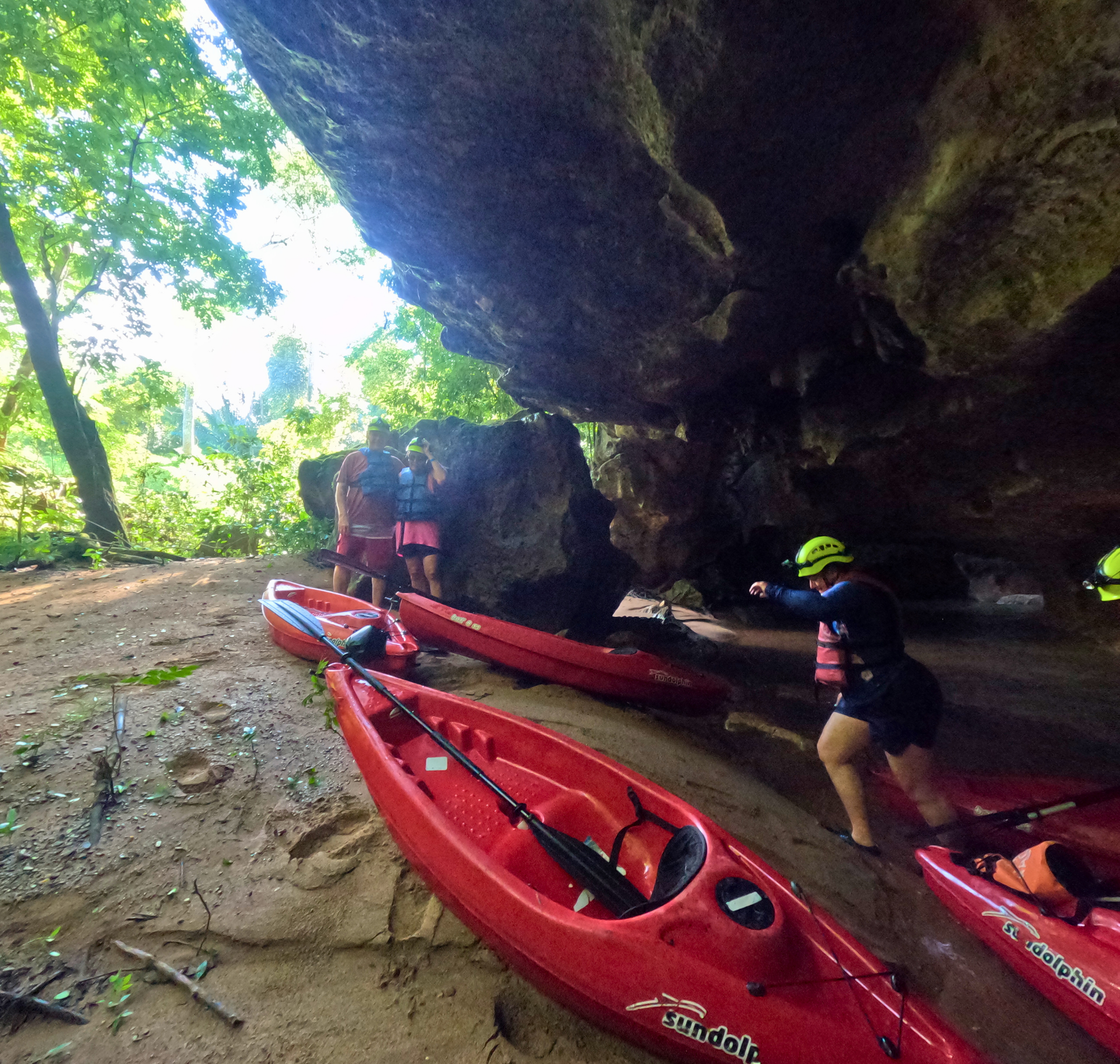 Cave Kayaking at Nohoch Che'en Caves Branch Archaeological Reserve