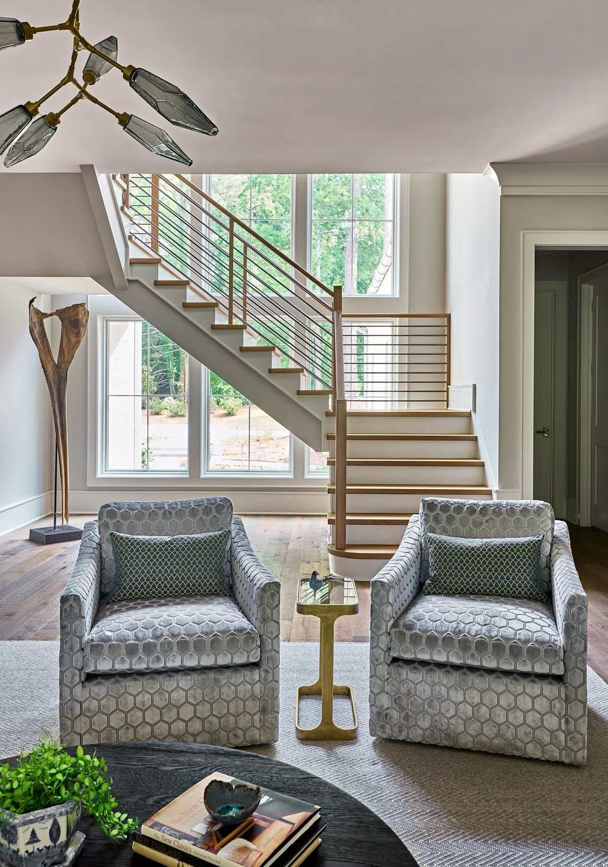 Charming Courtyard — featured detail 2