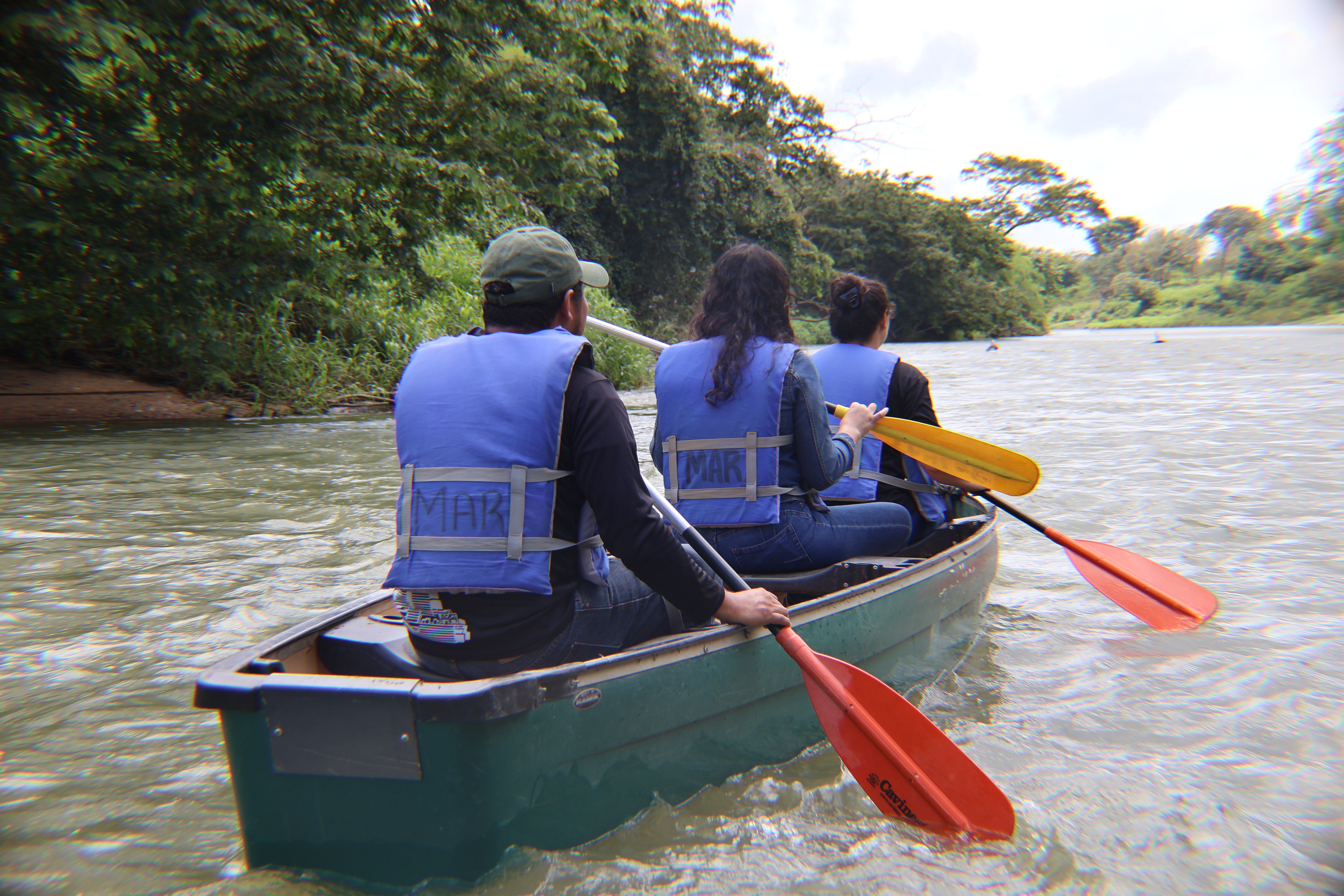Belize River Canoeing (Ruta Maya Experience)