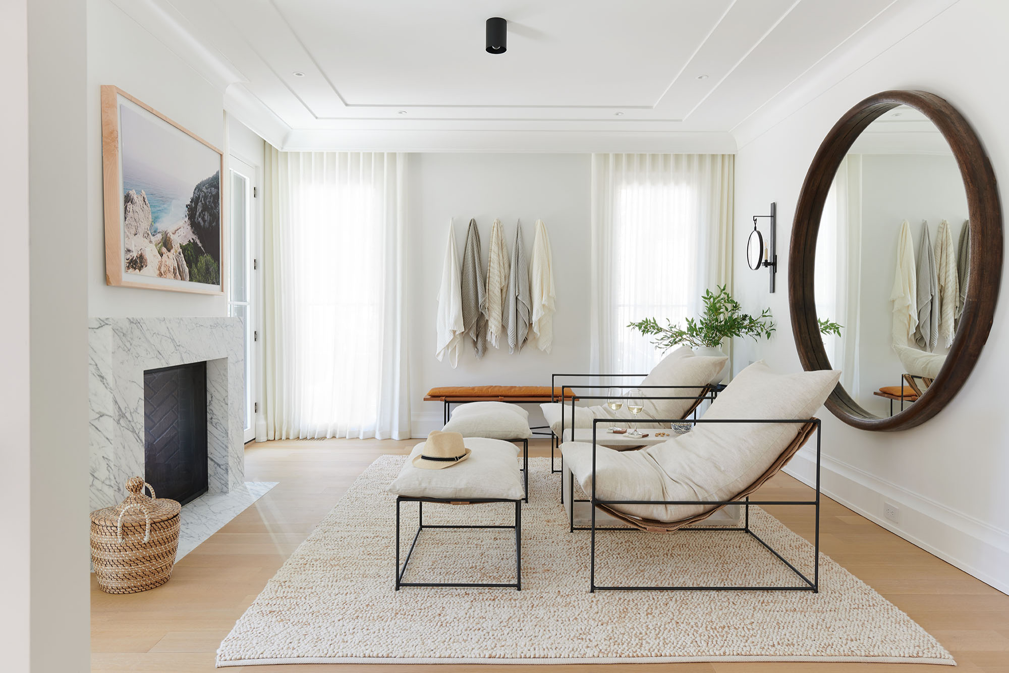 decozie interior.jpg