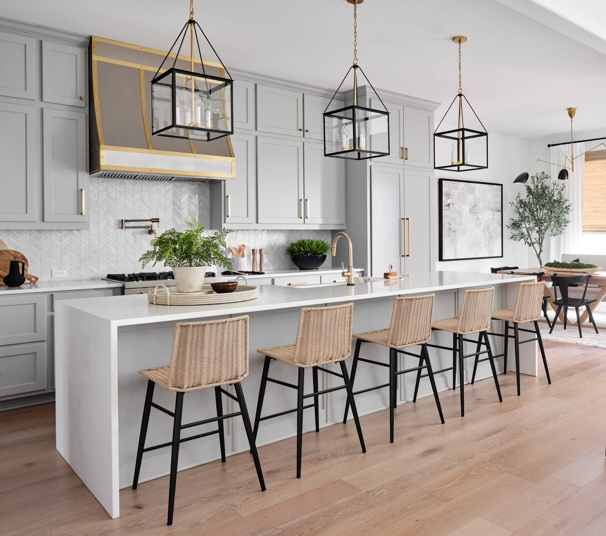 Kitchen Project 01 - Interior design by Decozie